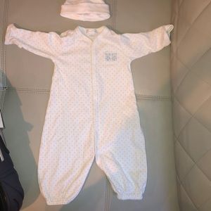 Kissy kissy converter gown